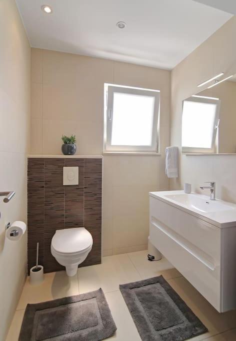 Seaside Apartment M Zaton 5 - Sea View & Parking Bagian luar foto